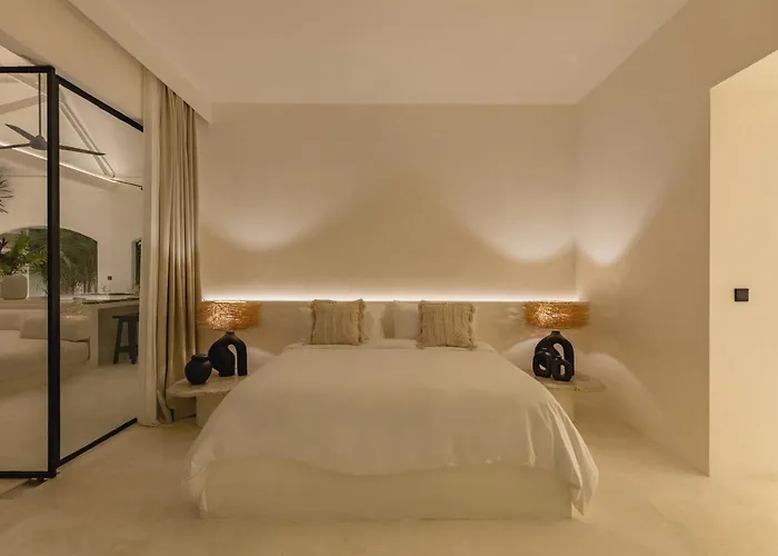 Calamus Luxury In Umalas Private Pool Villa Canggu